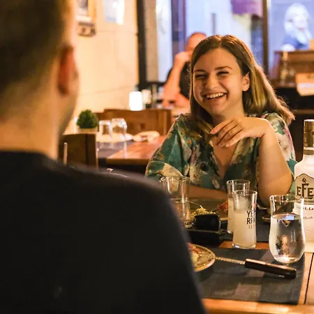 Smart Luxury & Hotel